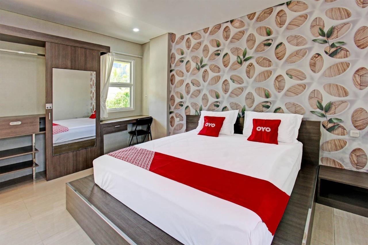 Capital O 91384 Rintaka Residence Senggigi Buitenkant foto