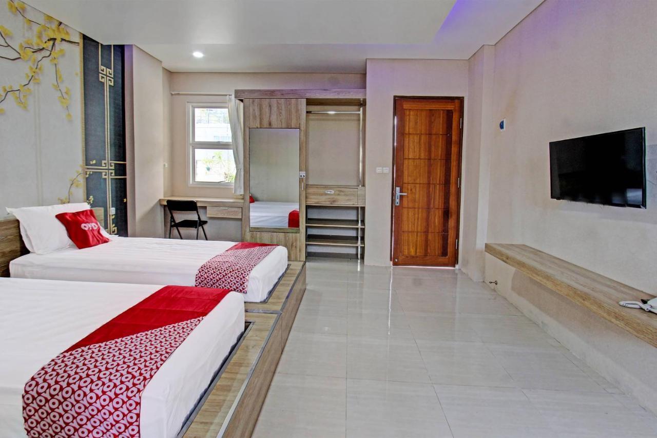 Capital O 91384 Rintaka Residence Senggigi Buitenkant foto