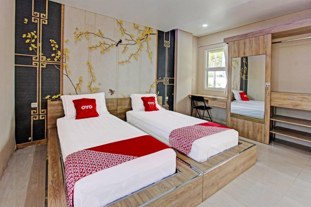 Capital O 91384 Rintaka Residence Senggigi Buitenkant foto